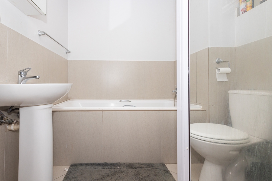 2 Bedroom Property for Sale in Buh Rein Estate Western Cape